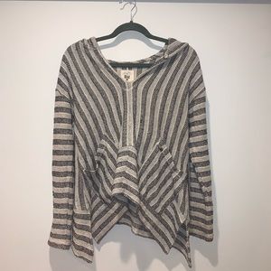 Billabong sweater